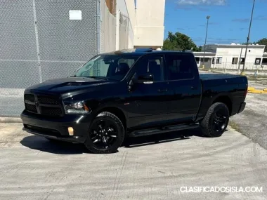 RAM 1500 SPORT 4X4 2018 MOTOR HEMI
