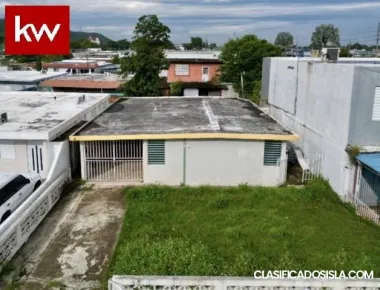 Urb. Brasilia, Casa en Vega Baja