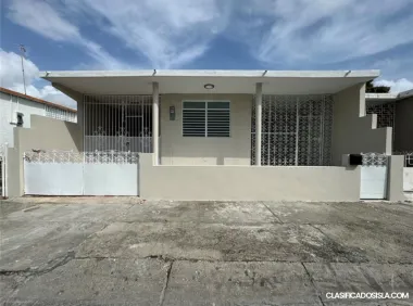 1390 Calle Eduardo Cuevas Urb Villa Grillasca