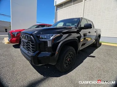 Toyota Tundra 4WD 2024