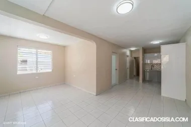 3 Cuartos 2.5 Baños