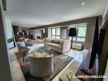 SALA DE ESTAR AMPLIA Y ABIERTA.