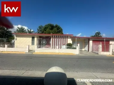 Comm. Playa, Casa en Salinas