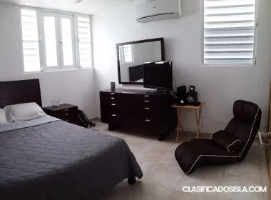 * ROUND HILL * $495.00