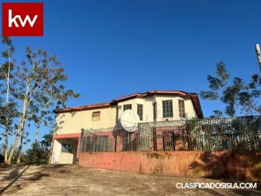 Casa en Bo. Quebrada Grande