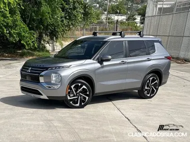 Mitsubishi Outlander SE 2022