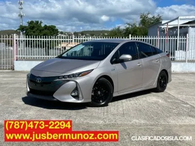TOYOTA PRIUS PRIME PLUG-IN HYBRID !