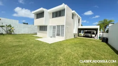 FUENTE IMPERIAL- Mucho patio!