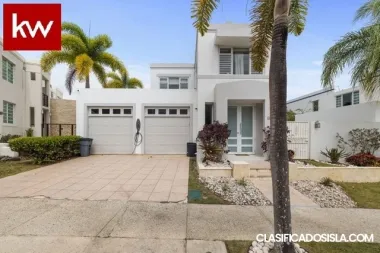 Urb. La Estancia, Casa en Caguas