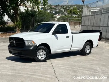 RAM 1500 CLASSIC 2015 ¡4X4!