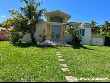 Lujosa propieda cerca de la playa