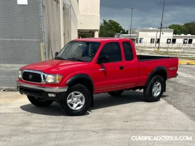 TOYOTA TACOMA PRE-RUNNER 2003