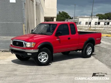 Toyota Tacoma Pre-Runner 2003