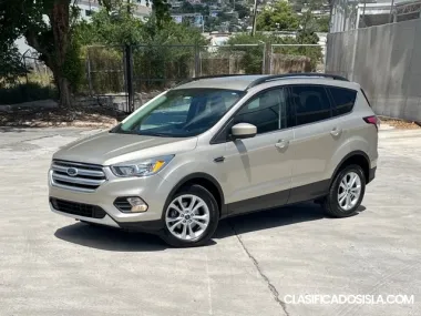 FORD ESCAPE SE 2018