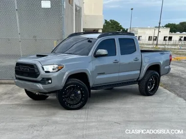 TOYOTA TACOMA TRD SPORT 2018