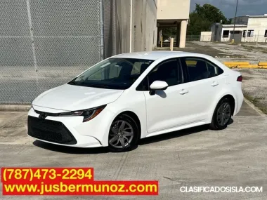 TOYOTA COROLLA SOLO 15 MIL MILLAS