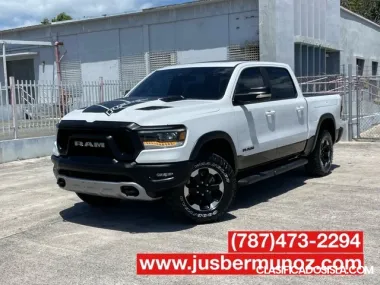 RAM 1500 REBEL E-TORQUE HEMI 5.7 LI