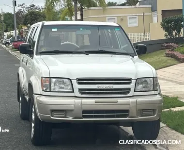 Isuzu Trooper 2002