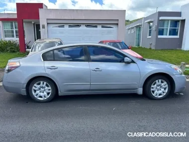 Vendo por viaje Altima Full Power