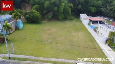 Solar en Urb. Hacienda Del Caribe