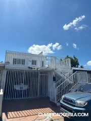 URB. COUNTRY CLUB 4TA SEC, CAROLINA