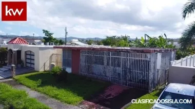 Urb. Santa Elvira, Casa en Caguas