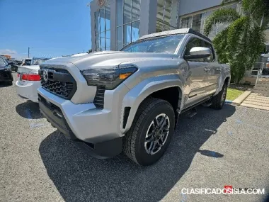 Toyota Tacoma 2WD 2024