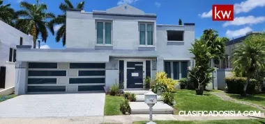 Casa en Urba Estancias Reales