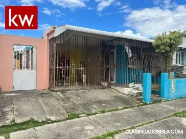 Urb Santa Teresita, Casa en Ponce