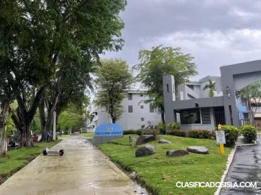 COND. PAVILLION COURT APT E2 (15)