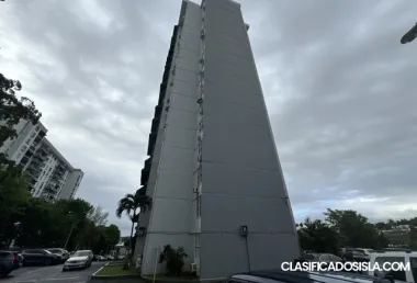 COND. SKY TOWER APT. 6J (15)