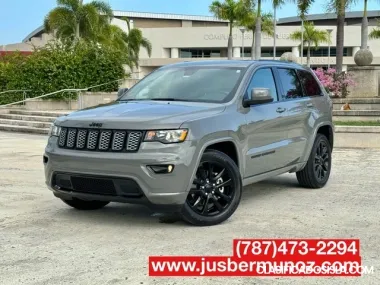 JEEP GRAND CHEROKEE ALTITUD !BELLA!