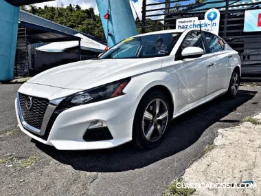 NISSAN ALTIMA SV 2022. TRABAJAMOS TODA SOLICITUD.