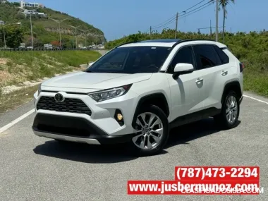 TOYOTA RAV-4 LIMITED ! BELLA ! SUV!