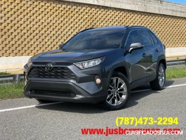 TOYOTA RAV-4 XLE PREMIUM !SEGURA !