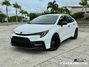 Toyota Corolla SE Nightshade 2021