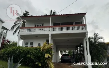 ¡CASA DE CAMPO con vista al mar!