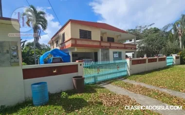 Bella MULTIFAMILIAR de dos niveles