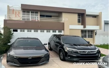 Casa en "Parque del Rio Encantada"