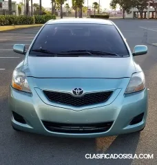 Vendo Toyota Yaris 2010,