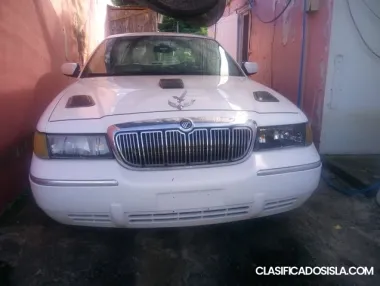 Lujo, like new, 16000m, Muscle car.