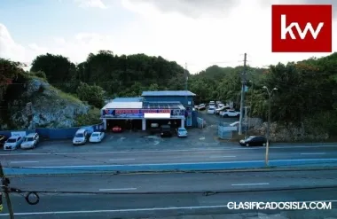 Local Comercial en Bo. Monserrate