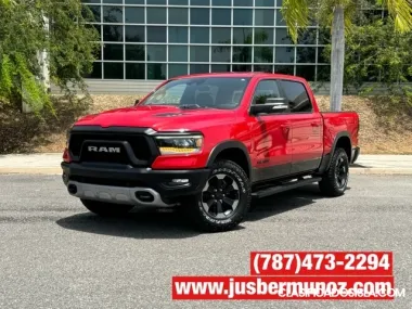 RAM 1500 REBEL 4x4 MOTOR 5.7 L HEMI