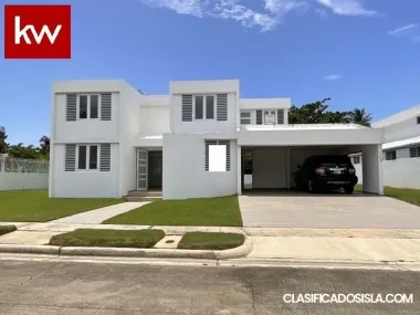 Urb The Clusters, Casa en Vega Alta