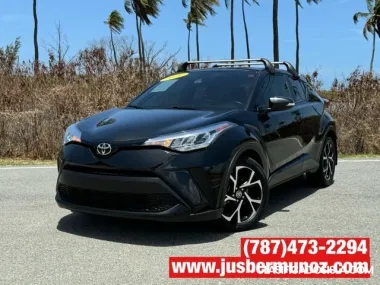 TOYOTA C-HR XLE, SOLO 26 MIL MILLAS