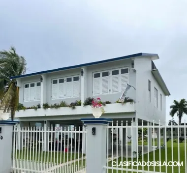 Beautiful house near the beach