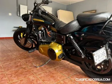 Harley Dyna Wide Glide 2010