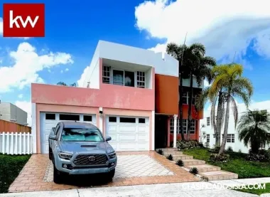 Casa en Urb. Mansiones Monte Verde