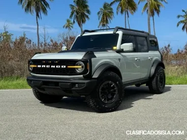 Ford Bronco Outer Banks 2021
