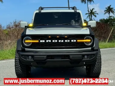 FORD BRONCO OUTER BANkS ! CUSTOM !